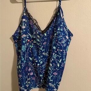 SHEIN Blue Floral Camisole with Lace Trim